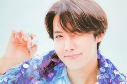 Vì J-Hope BTS, ARMY đua nhau làm vòng sương sa hột lựu