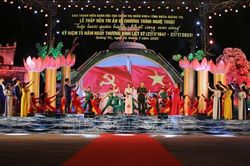 Phó Chủ tịch nước dự chương trình 'Tiếp bước quân hành - Khát vọng non sông'