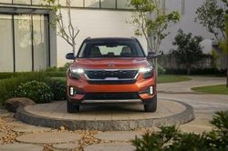 Yếu tố nào giúp Kia Seltos có thể cạnh tranh trong phân khúc SUV cỡ nhỏ?