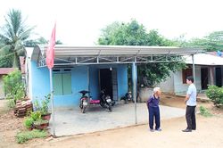 Phấn đấu không còn hộ nghèo là người có công