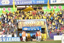 V-League dừng vì Covid-19, cục diện thay đổi thế nào?