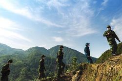 8 đoàn biên phòng kiểm tra cấp tốc các tuyến biên giới