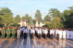 Tri ân các anh hùng liệt sĩ tại tỉnh Bến Tre, Tiền Giang