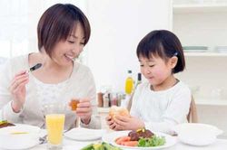 Sai lầm khi ăn sáng dễ khiến trẻ kém thông minh, 90% mẹ Việt mắc phải