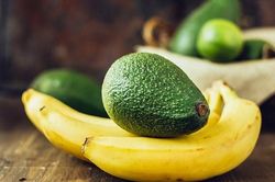 Mẹo chọn bơ dẻo ngon, không sợ tẩm thuốc gây hại