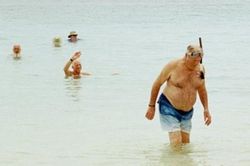 28 ngày cách ly ngoài biển vì Covid-19 của hơn 800 người New Zealand