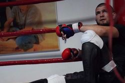 Khabib trở lại tập luyện sau khi cha anh qua đời