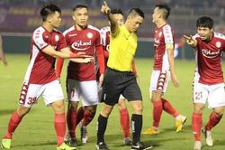 Bóng đá Việt Nam hôm nay: Kỷ luật tổ trọng tài bắt trận TPHCM thua Hà Nội
