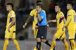 4 CLB xin dừng, VFF vẫn quyết tâm tổ chức V-League 2020