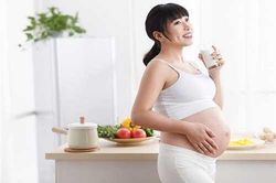 Muốn con sinh ra thông minh, chỉ số IQ cao vút, mẹ bầu đừng quên 3 yếu tố này