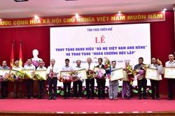 12 mẹ được truy tặng danh hiệu Bà mẹ Việt Nam anh hùng