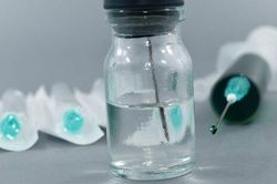Lộ giá vaccine COVID-19 ở Mỹ, hơn 1 triệu đồng/2 mũi tiêm?