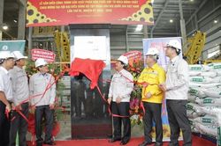 PVCFC tổ chức Lễ gắn biển công trình sản xuất phân bón phức hợp từ urea nóng chảy công suất 300.000 tấn/năm
