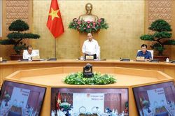 Nóng trong ngày 29/7: Không để 'vỡ trận' COVID-19; Hà Nội dừng hoạt động quán bar, lễ hội; giá vàng tiếp tục tăng