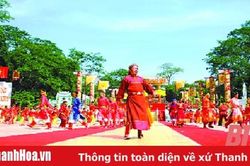 'Xây lầu thắng lợi trên nền Nhân dân'