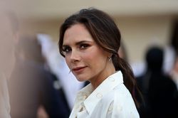 Victoria Beckham tiếp tục sa thải 20 nhân viên
