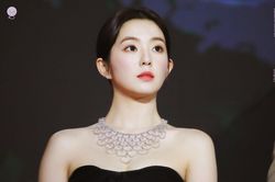 Mỹ nhân Hàn nào đeo vòng cổ đắt giá nhất?