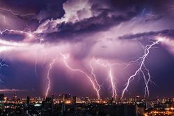Những hành tinh khắc nghiệt bậc nhất Hệ Mặt Trời