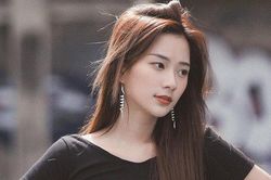 Bạn thân cướp chồng, ngày đám cưới vợ cũ tặng món quà khiến cô dâu chú rể thảng thốt
