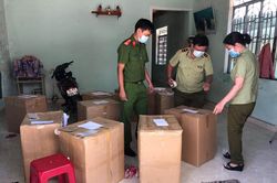 Giữa tâm dịch COVID-19, Đà Nẵng liên tiếp phát hiện khẩu trang không rõ nguồn gốc