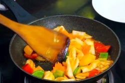 Cách làm món mực xào chua ngọt thơm ngon hấp dẫn