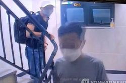 3 người Việt đu dây trốn khỏi khu cách ly ở Hàn Quốc khai gì trước cảnh sát?