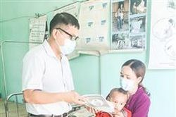 Phòng chống bệnh bạch hầu hiệu quả bằng tiêm vắc xin đủ và đúng lịch
