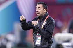 Huyền thoại Xavi đánh bại Covid-19