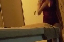 TP Biên Hòa: Mát xa biến tướng, nhân viên 'tắm tiên' với khách