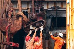 Người dầu khí vẫn tự tin bước tiếp