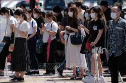 Cân nhắc khả năng tái ban bố tình trạng khẩn cấp tại Tokyo