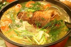 Canh cá nấu dọc mùng thơm ngon, cả nhà gật gù khen khéo