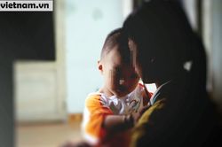 Bé gái 13 tuổi sinh con được nhiều bạn đọc quan tâm, hỗ trợ