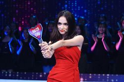 'Người ấy là ai': Hương Giang với những cực phẩm của mình