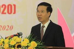 Khơi dậy khát vọng dân tộc, giải đáp đúng những vấn đề đặt ra trong đời sống xã hội.