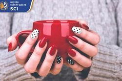 Học viện thẩm mỹ SCI giải đáp: Học nail có khó không?