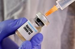 Mỹ sắp có 100 triệu liều vaccine COVID-19