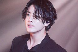 Jungkook (BTS) được chọn làm 'em út' tuyệt vời nhất K-Pop năm 2020