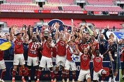 Chung kết FA: Thần công bắn tan nát Chelsea