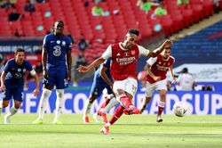 Đánh bại Chelsea, Arsenal vô địch FA Cup