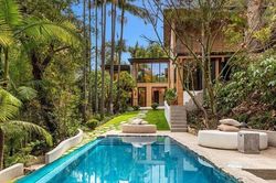 Cận cảnh bên trong căn biệt thự gần 6 triệu USD mới mua của con gái tỷ phú Mỹ David Bonderman