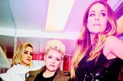 'Gaslighter' của The Chicks: Xứng đáng là album nhạc đồng quê hay nhất năm 2020!