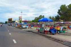 Tuy Hòa (Phú Yên): Tình trạng ăn nhậu, thuê loa kẹo kéo hát vang trong phòng, chống dịch Covid-19 gây phản cảm