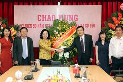 Lãnh đạo thành phố Hà Nội thăm, chúc mừng Tạp chí Cộng sản