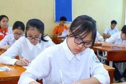 Vì đâu nhiều cha mẹ chung nỗi lo cho con vào lớp 10 hơn cả lo thi đại học?