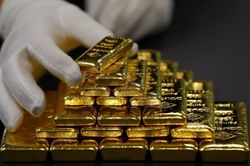 Giá vàng thế giới vượt kỷ lục 2.000 USD/ounce
