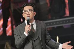 Trấn Thành làm MC game show rap - đủ thông minh nhưng vẫn mắc sai sót