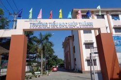 Trường tiểu học ở Bình Dương 'dạy' dấu trừ là dấu nhân