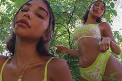 Nữ DJ 'bốc lửa' Chantel Jeffries mặc nội y tạo dáng táo bạo