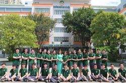 Lớp học 'chuẩn 5 sao': 32 học sinh cùng đỗ trường chuyên, 4 thủ khoa khối chuyên